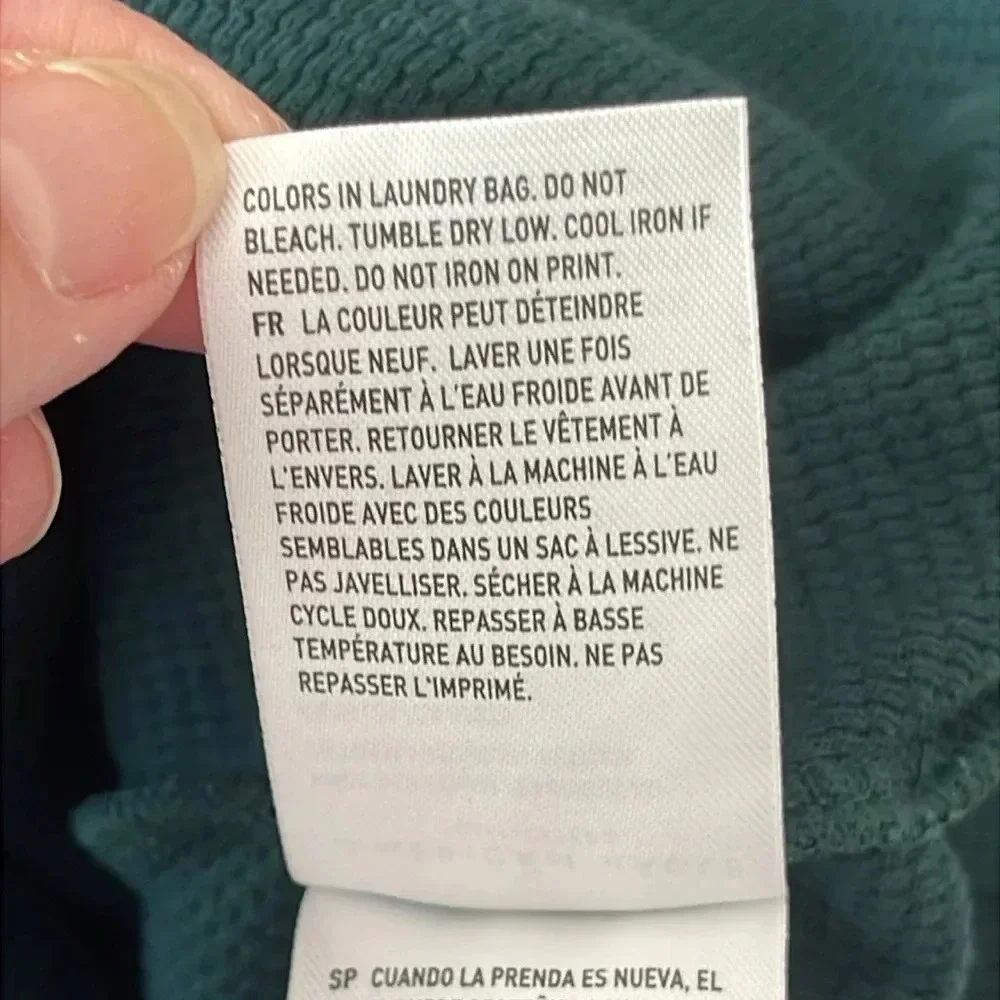 American Eagle Super Soft Green Graphic Thermal Hoodie Size Medium